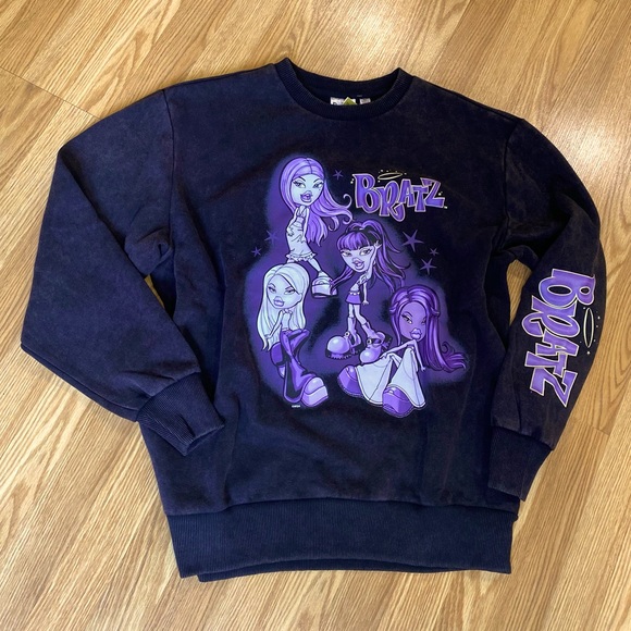Dolls Kill Sweaters - 💜💜BRATZ NWT over sized crewneck sweater